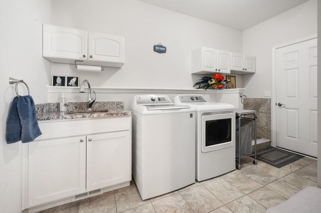 5785 Layton Road, Fowlerville, MI 48836