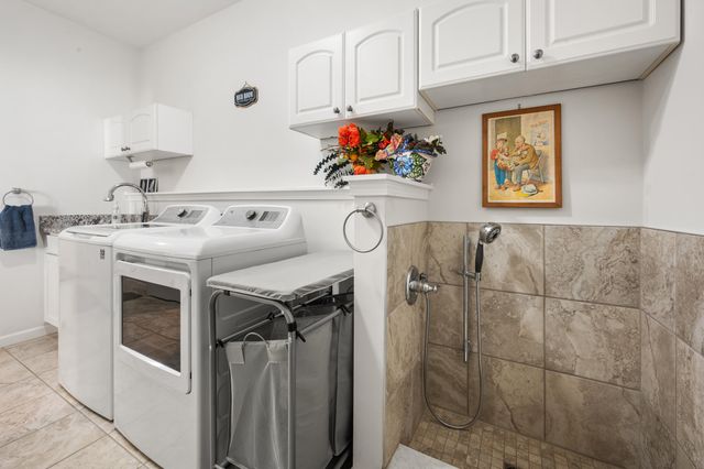 5785 Layton Road, Fowlerville, MI 48836