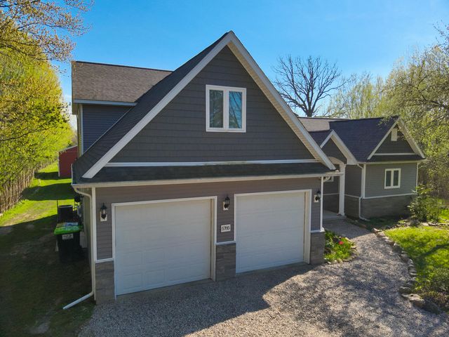 5785 Layton Road, Fowlerville, MI 48836