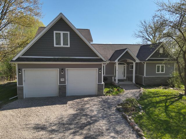 5785 Layton Road, Fowlerville, MI 48836