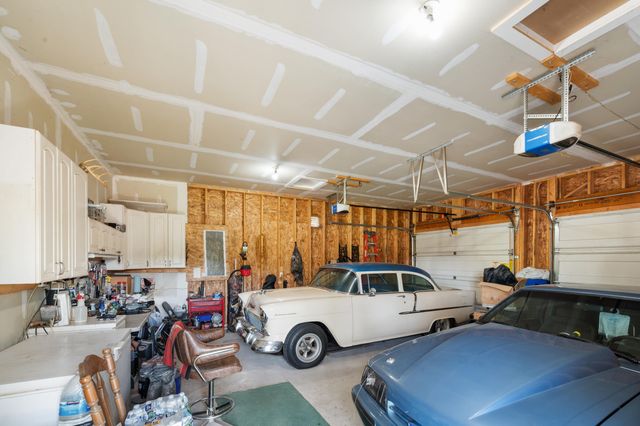 5785 Layton Road, Fowlerville, MI 48836