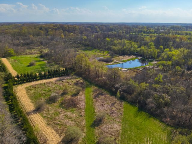 5785 Layton Road, Fowlerville, MI 48836