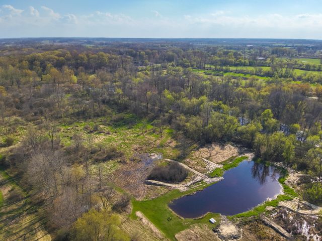5785 Layton Road, Fowlerville, MI 48836