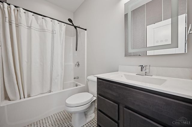 669 Fredericks Pass, South Lebanon, OH 45065