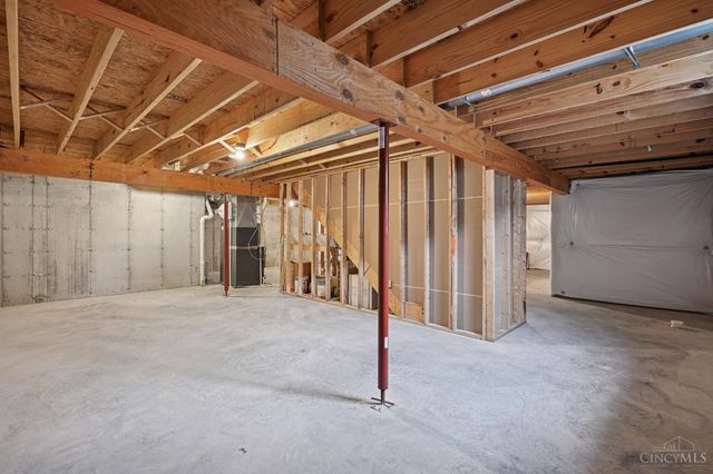 669 Fredericks Pass, South Lebanon, OH 45065