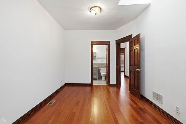 5401 S Maryland Avenue, Chicago, IL 60615