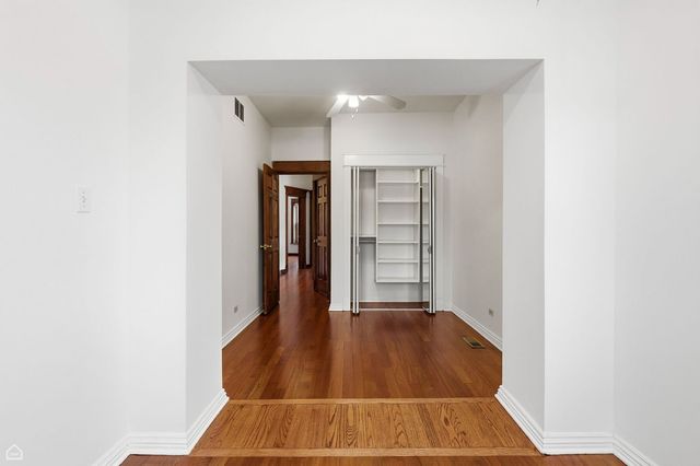 5401 S Maryland Avenue, Chicago, IL 60615