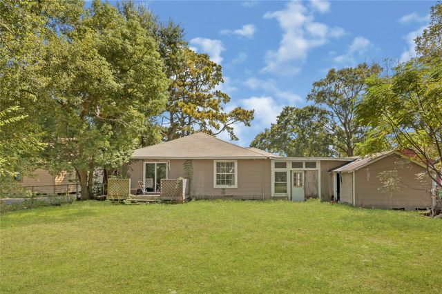 117 Pecan Drive, Baytown, TX 77520