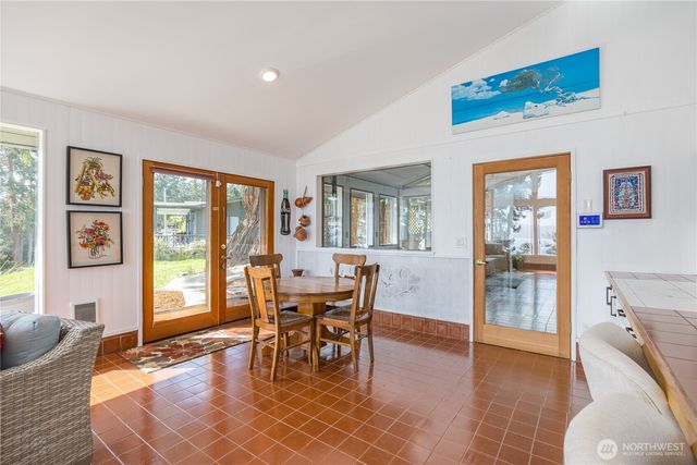 382 Discovery Way, Sequim, WA 98382