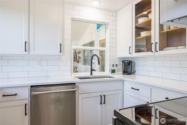 382 Discovery Way, Sequim, WA 98382