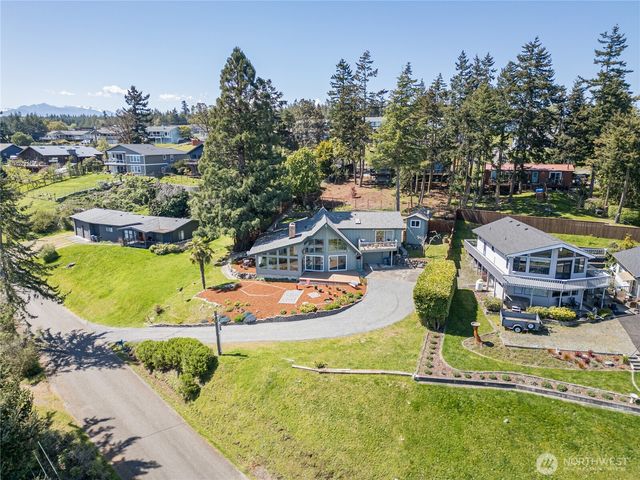 382 Discovery Way, Sequim, WA 98382