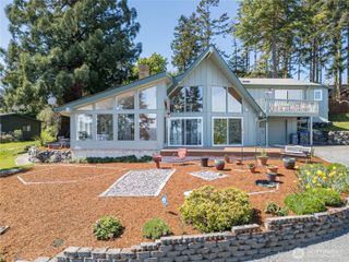 382 Discovery Way, Sequim, WA 98382