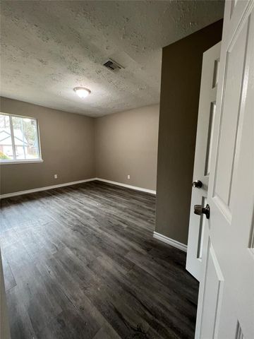 2410 Rolling Glen Drive, Spring, TX 77373