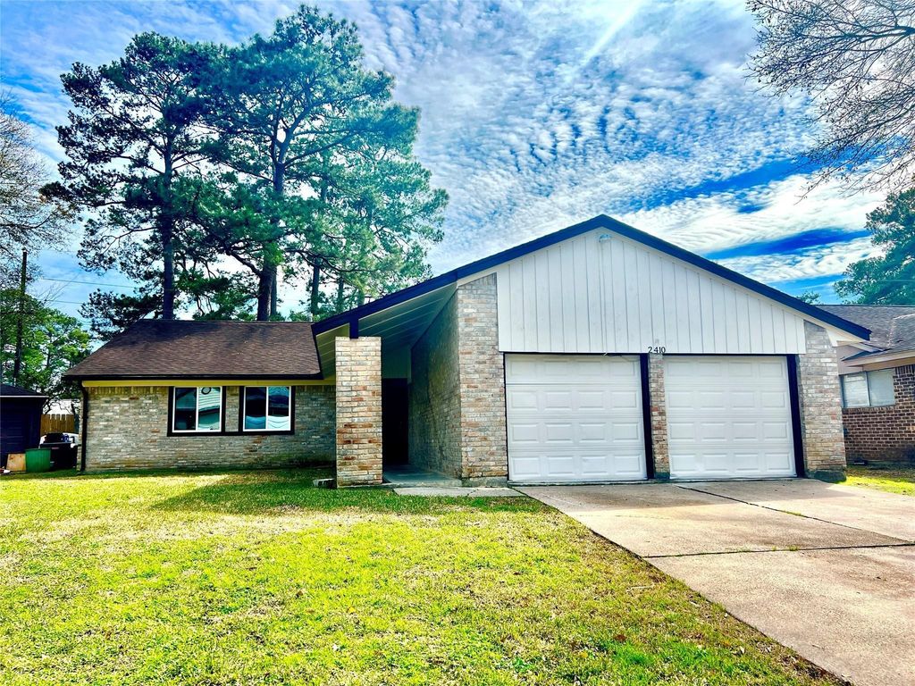 2410 Rolling Glen Drive, Spring, TX 77373
