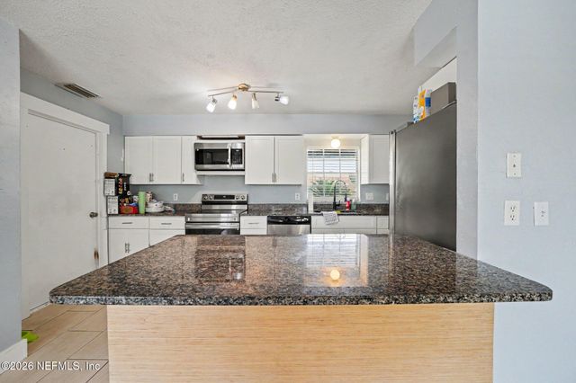 1180 BALFOUR Drive, Deltona, FL 32725