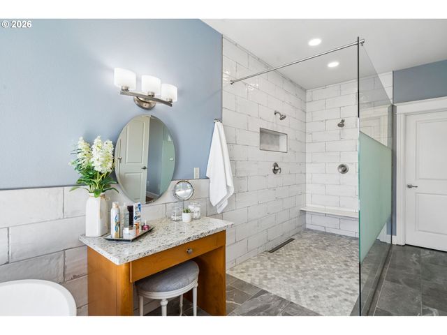 5108 Nw 145TH St, Vancouver, WA 98685