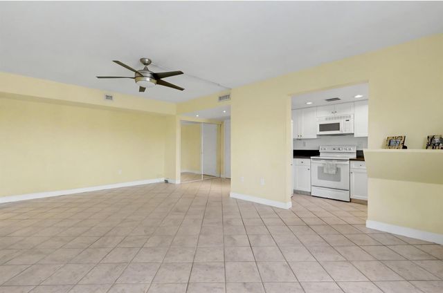 701 NW 19th Street 401, Fort Lauderdale, FL 33311