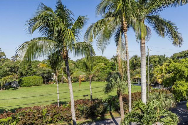 701 NW 19th Street 401, Fort Lauderdale, FL 33311