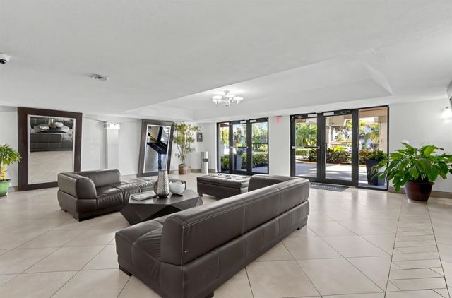 701 NW 19th Street 401, Fort Lauderdale, FL 33311