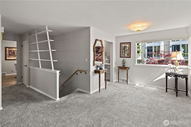 707 W Bertona Street, Seattle, WA 98119