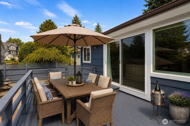 707 W Bertona Street, Seattle, WA 98119