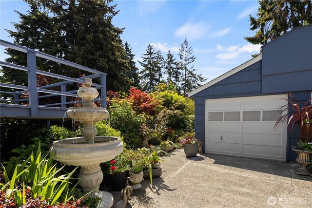 707 W Bertona Street, Seattle, WA 98119