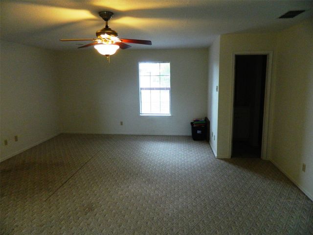1004 Palamino Drive, Leonard, TX 75452