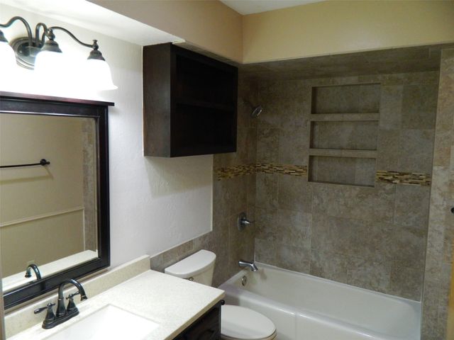 1004 Palamino Drive, Leonard, TX 75452