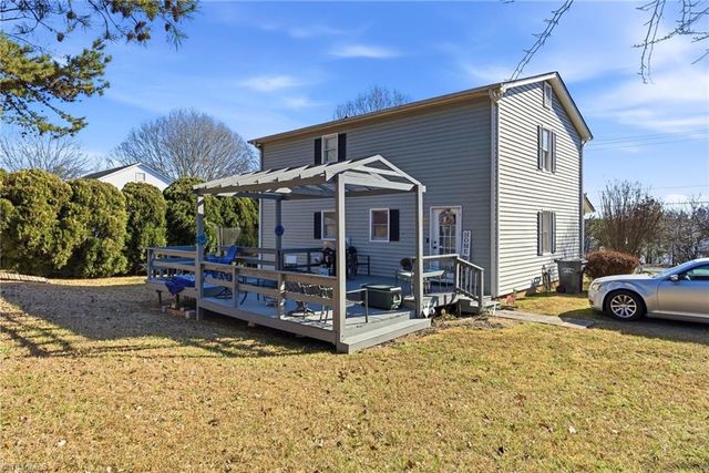 6012 Stanleyville Drive, Rural Hall, NC 27045