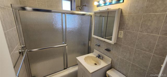 63-61 Yellowstone Boulevard 2-J, Forest Hills, NY 11375