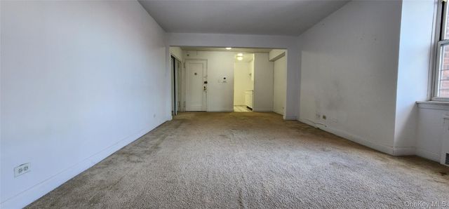 63-61 Yellowstone Boulevard 2-J, Forest Hills, NY 11375