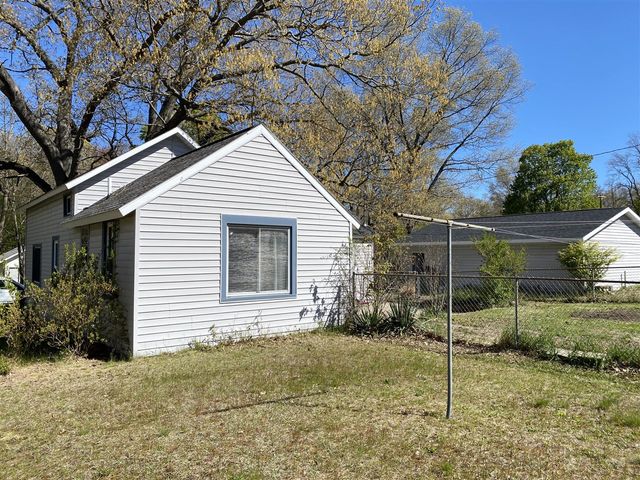 7942 Hill Street, Montague, MI 49437