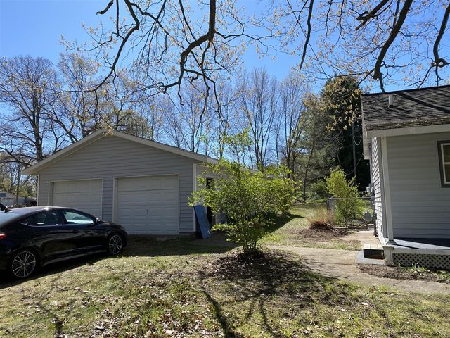 7942 Hill Street, Montague, MI 49437
