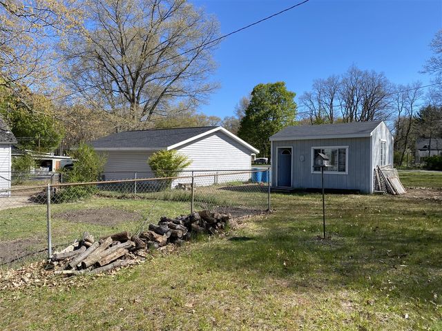7942 Hill Street, Montague, MI 49437