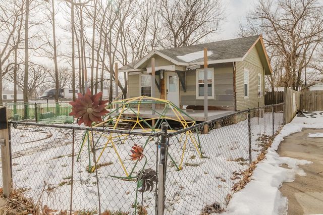 637 S Millwood, Wichita, KS 67213