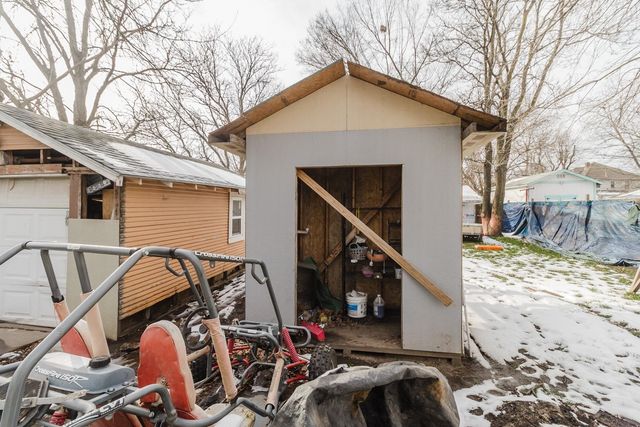 637 S Millwood, Wichita, KS 67213