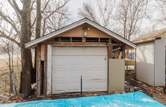 637 S Millwood, Wichita, KS 67213