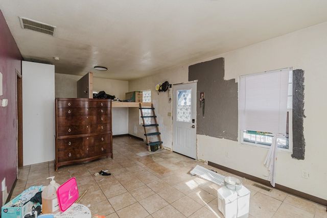 637 S Millwood, Wichita, KS 67213