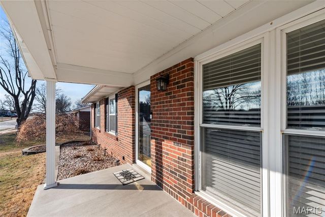 11239 Terry Avenue, Bridgeton, MO 63044