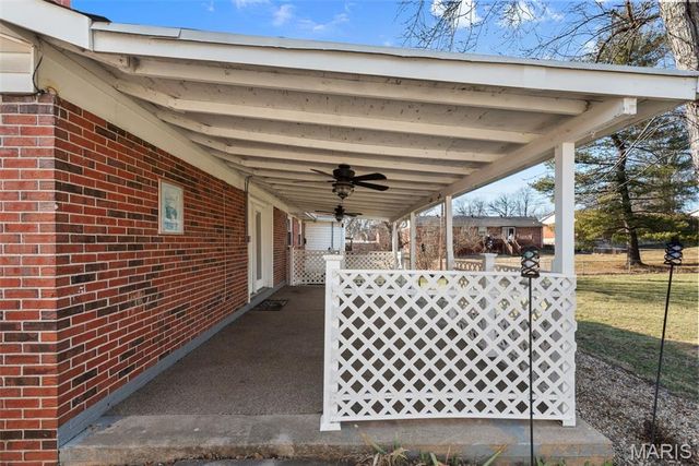 11239 Terry Avenue, Bridgeton, MO 63044