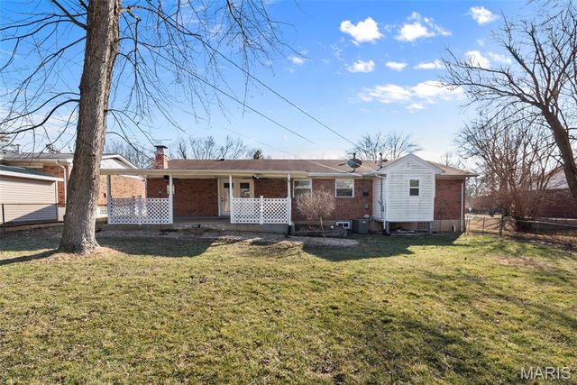 11239 Terry Avenue, Bridgeton, MO 63044