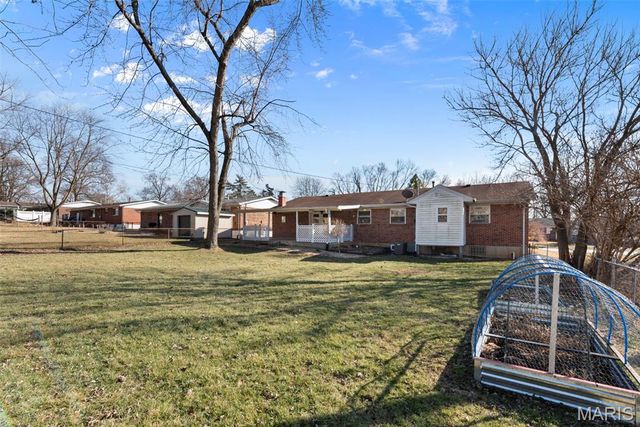11239 Terry Avenue, Bridgeton, MO 63044