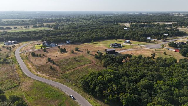 415 Rolling Hills Boulevard, Alvord, TX 76225