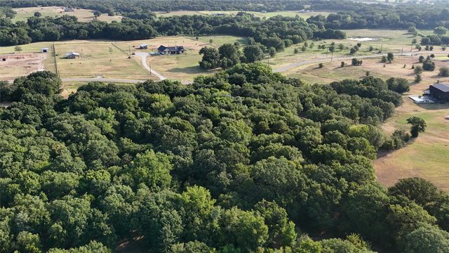 415 Rolling Hills Boulevard, Alvord, TX 76225