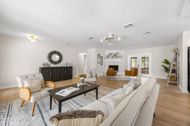 3618 RED OAK Circle W, Orange Park, FL 32073