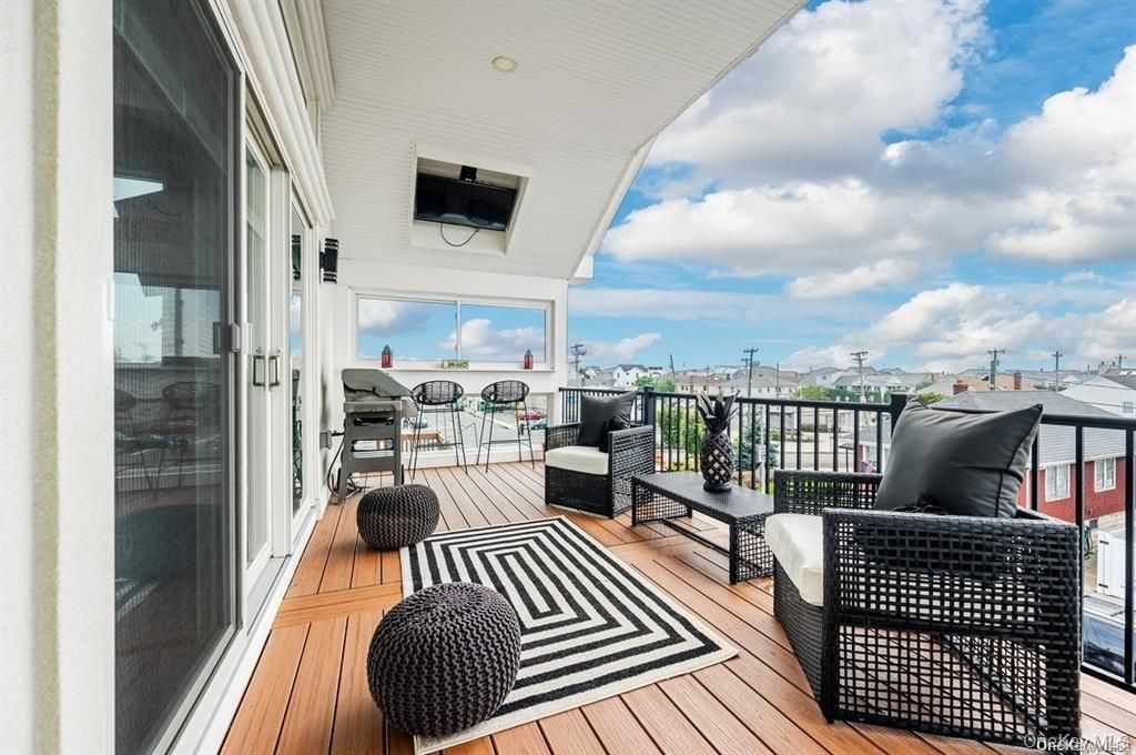62 Ohio Avenue, Long Beach, NY 11561 — photo 2