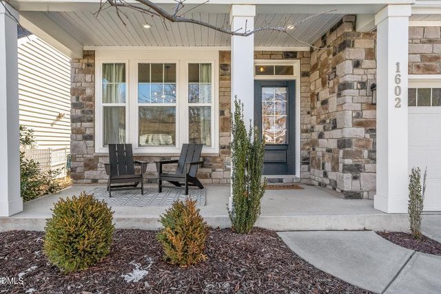 1602 Farm Pond Trail, Durham, NC 27703