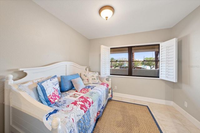 4450 GULF BOULEVARD 110, St Pete Beach, FL 33706