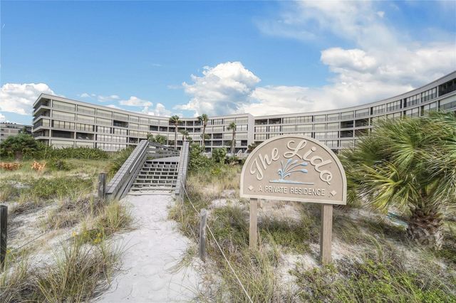 4450 GULF BOULEVARD 110, St Pete Beach, FL 33706