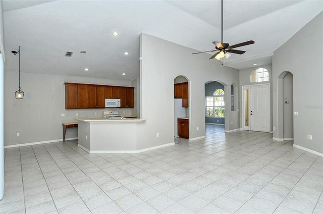 6344 ROOKERY CIRCLE, Bradenton, FL 34203